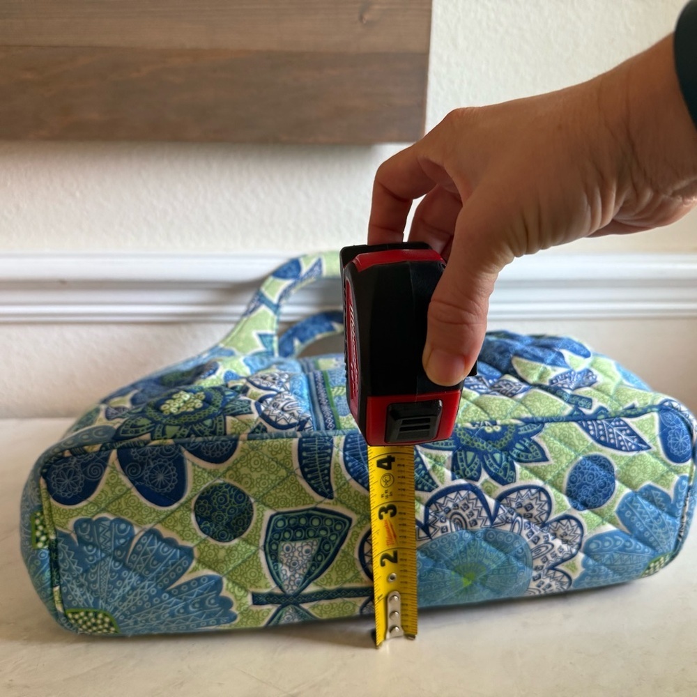 VERA BRADLEY Doodle Daisy Tote - Picture 5 of 11